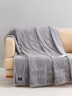 New Berkshire Life Heated Throw